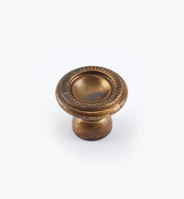 image of Louis XVI Ribbon Knobs