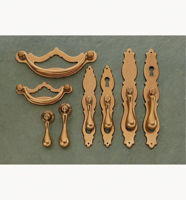 image of Regency Suite I Hardware
