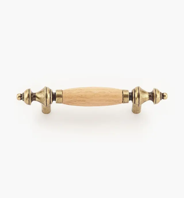 image of Rounded Oak Insert Pull