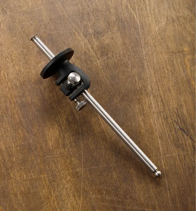 image of Lee Valley Replica Micro-Adjust Wheel Marking Gauge