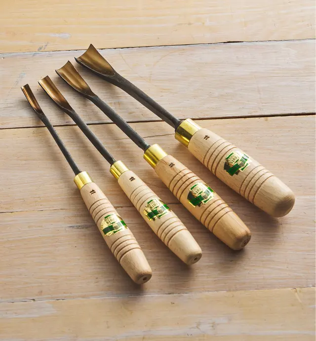 image of Henry Taylor #11 Spoon Gouges