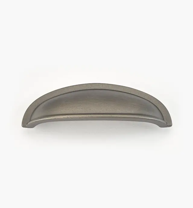 image of Cast Brass Shell Pull