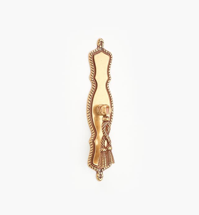 image of Louis XVI Vertical Plate Drop Pulls