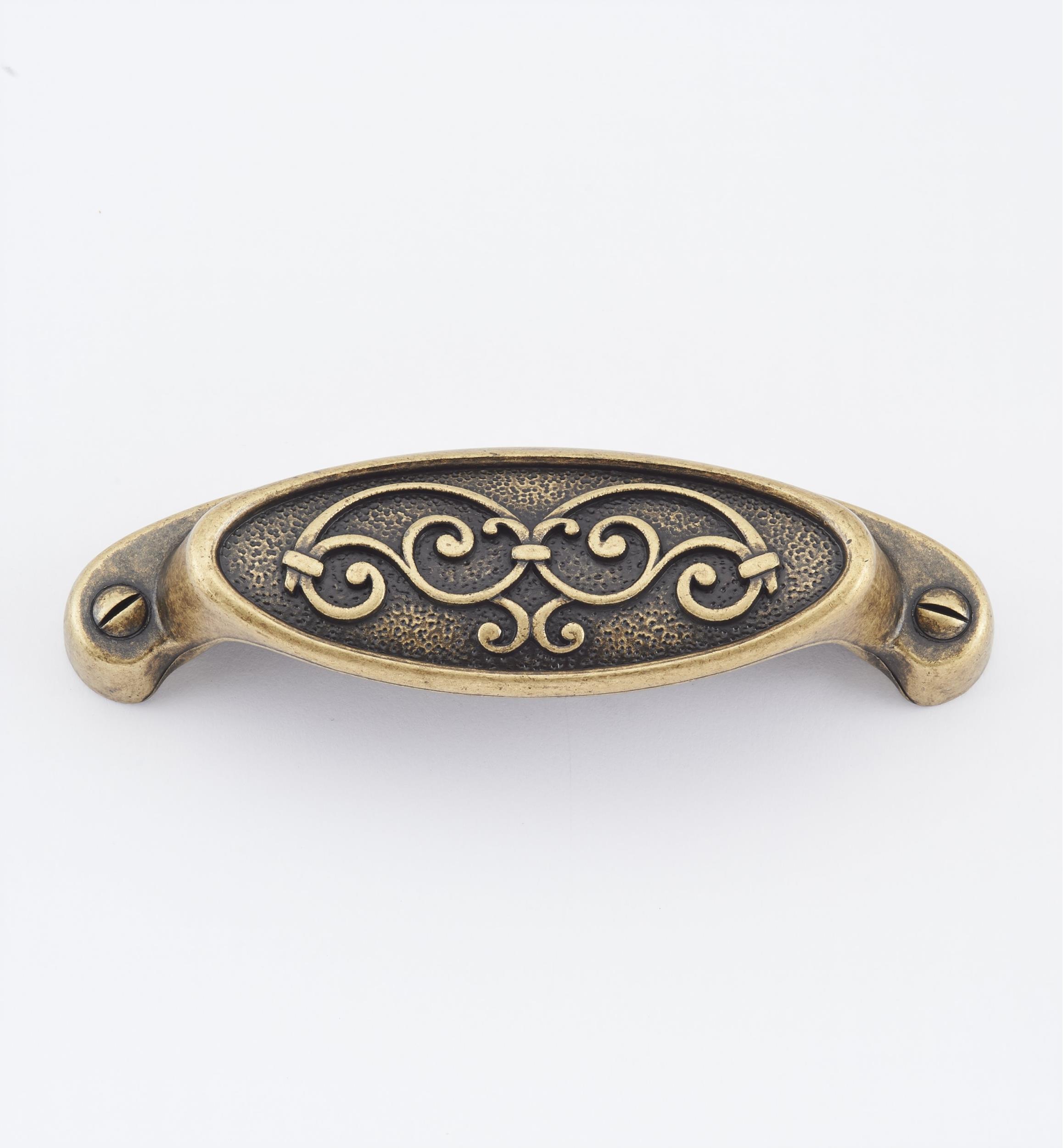 Filigree Oval Shell Pulls