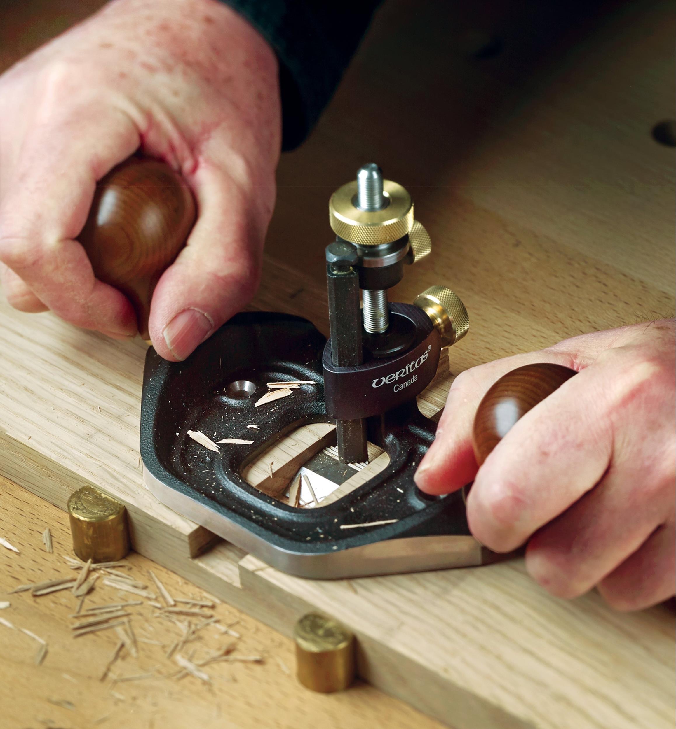 Veritas Large Router Plane, Box & Imperial Blades Set