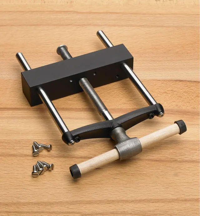image of Veritas Miniature Bench Vise