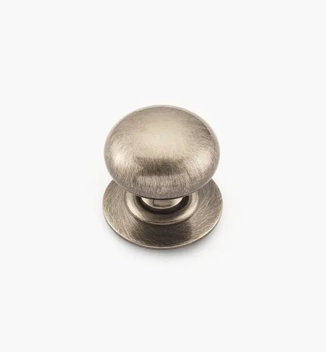 image of Bouton creux en laiton sur rosace