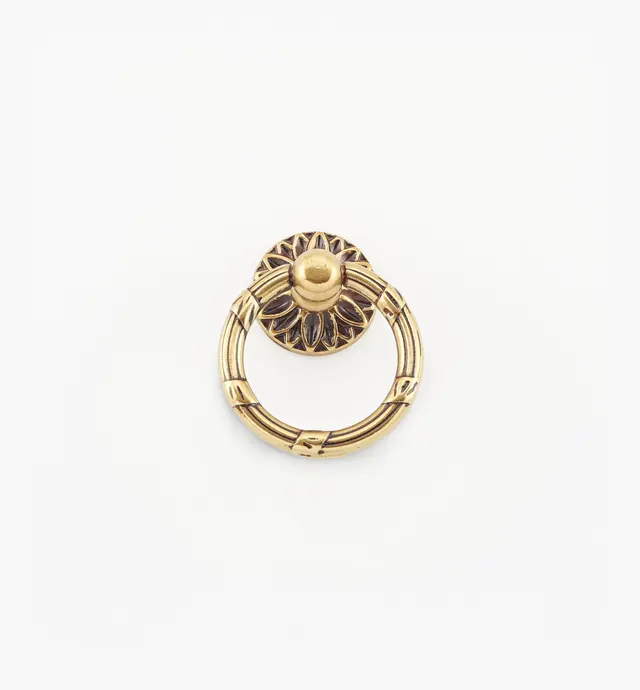 image of Louis XVI Ring Pulls
