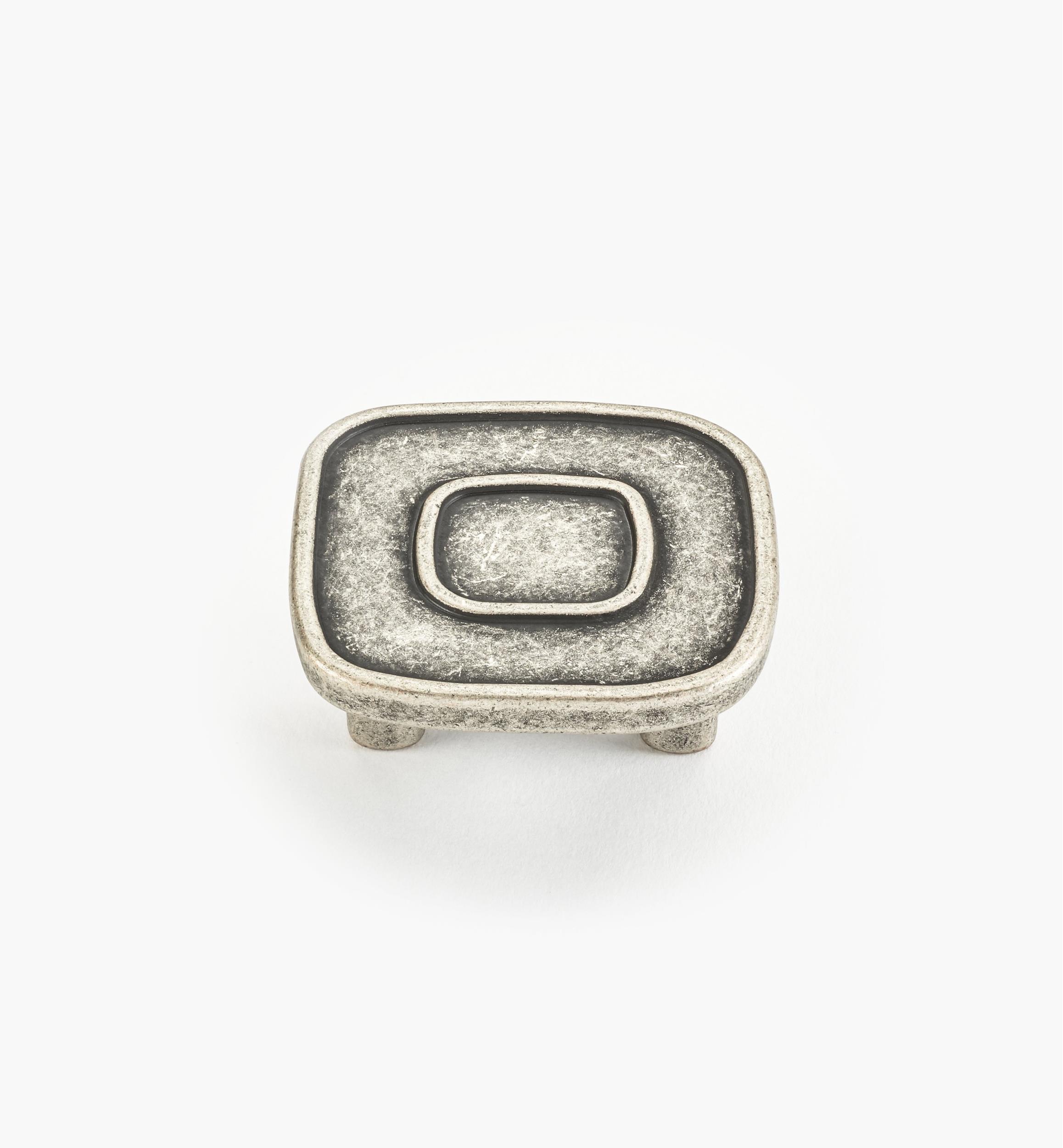 Bouton à motif rectiligne