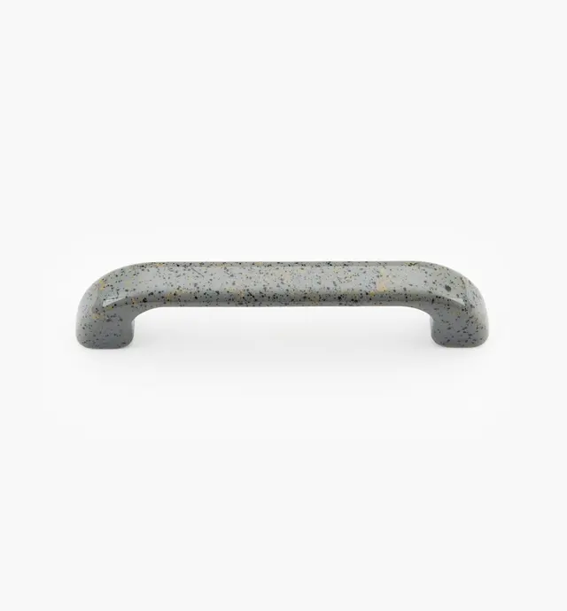 image of Broad Plastic Pull