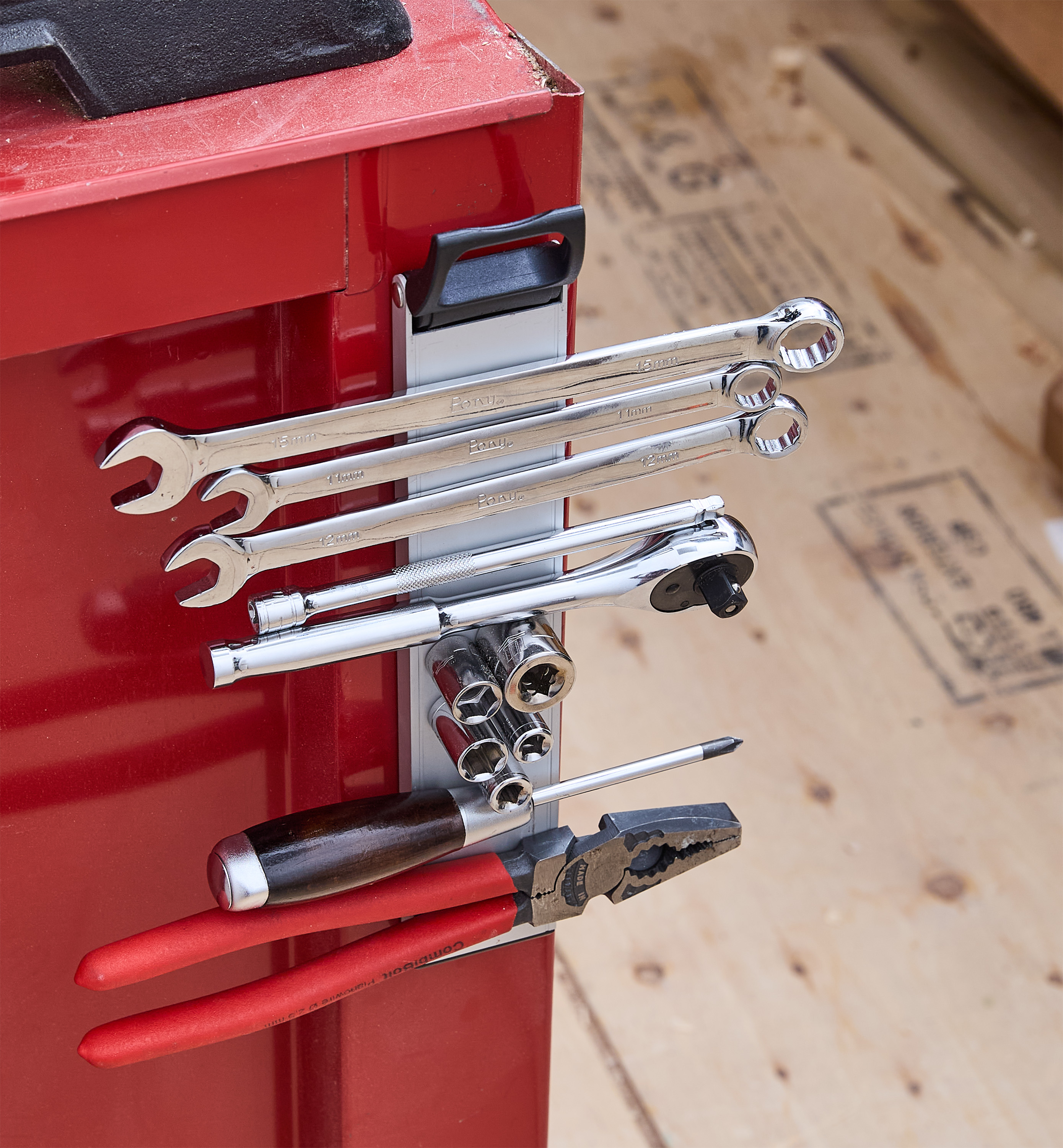 Portable Magnetic Tool Holder ES483ER7QS