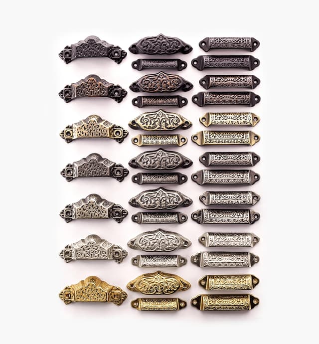 image of Cast Victorian Pulls