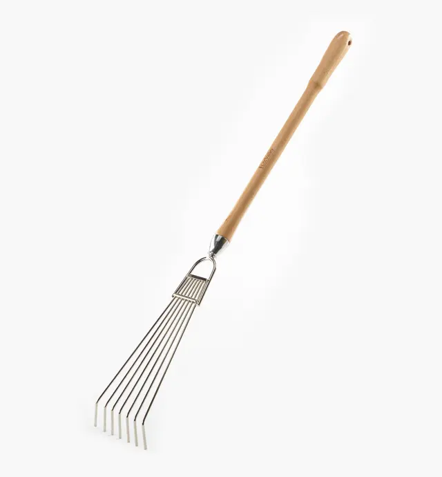 image of Lee Valley Mid-Length Bed Rake