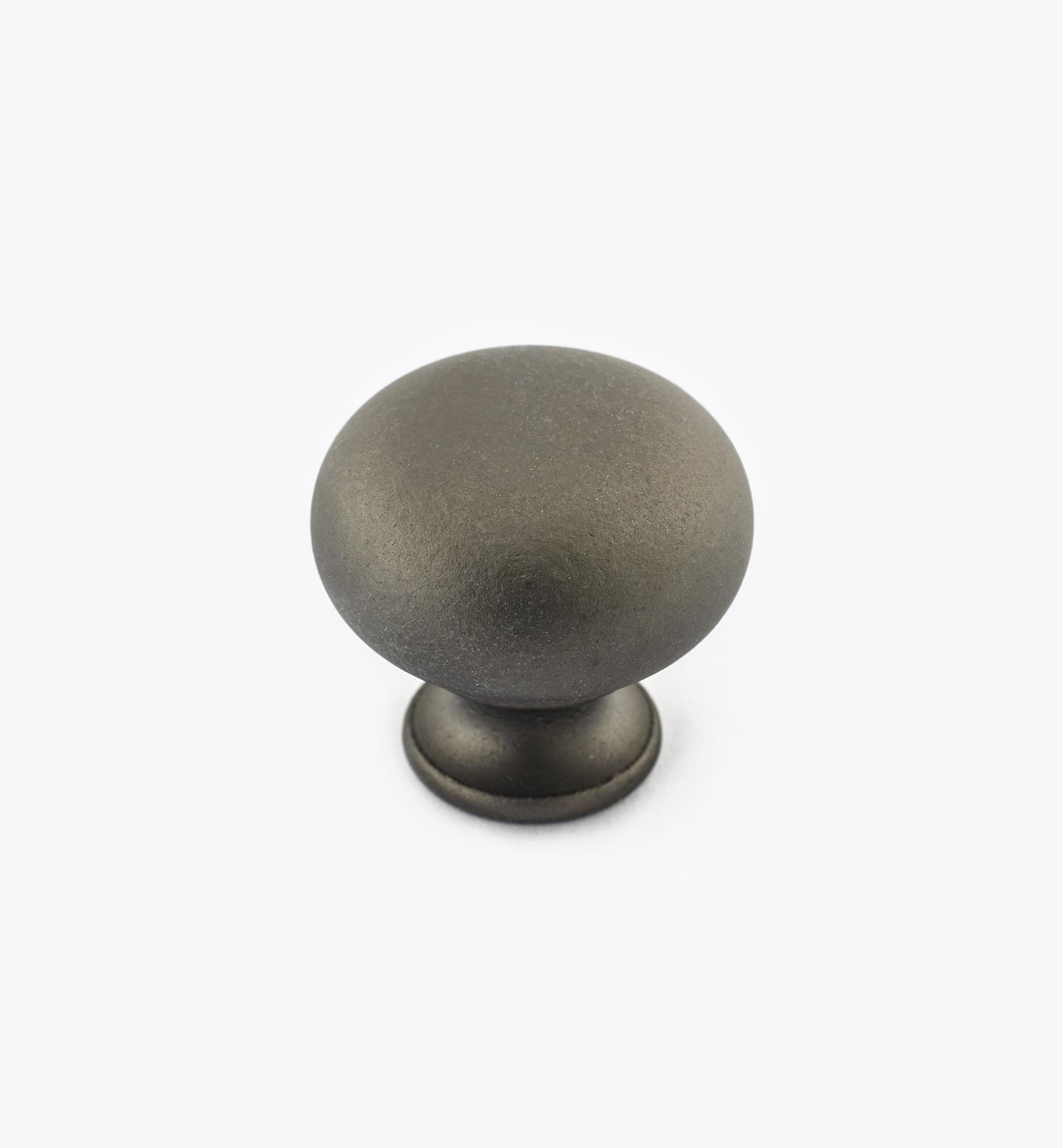 Bouton bombé en laiton coulé