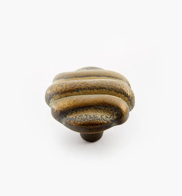 image of Blonde Antique Wavy Knob