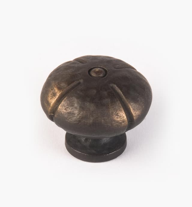 image of Classic Siena Round Knob