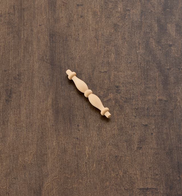 image of Barreau en bois de 3 1/2 po