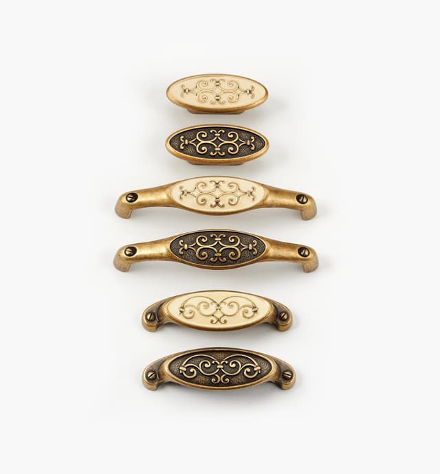 image of Filigree Oval Suite