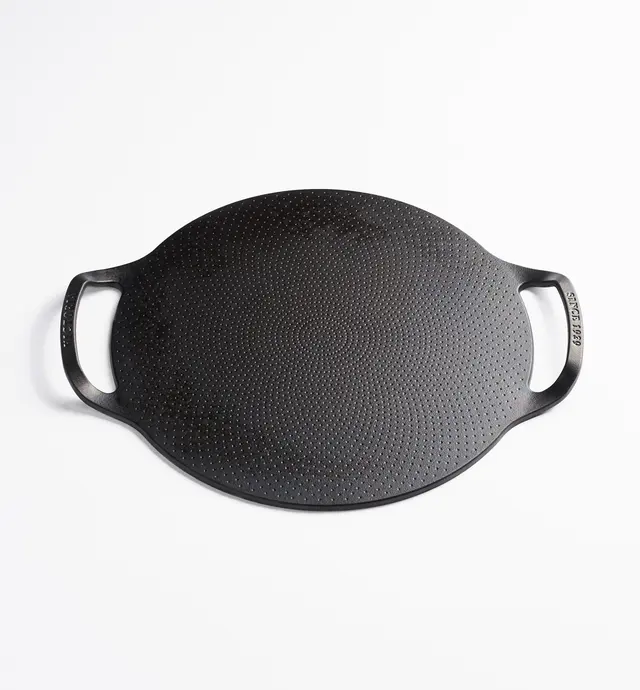 image of Cast-Iron Pizza Pan