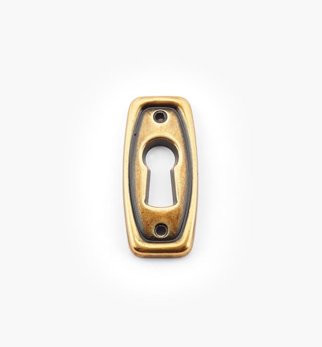 image of Contemporary Escutcheon
