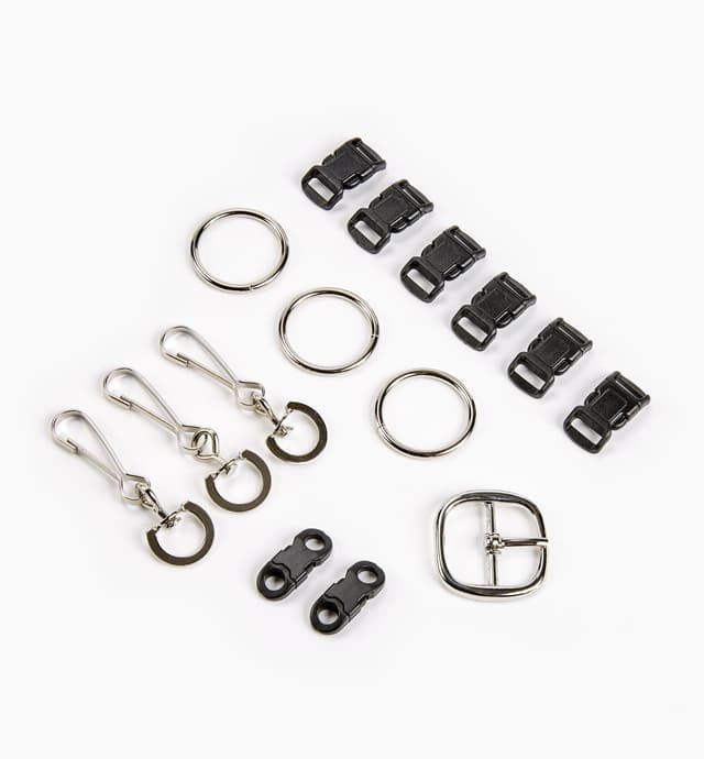 image of Ensemble de 15 accessoires pour paracorde