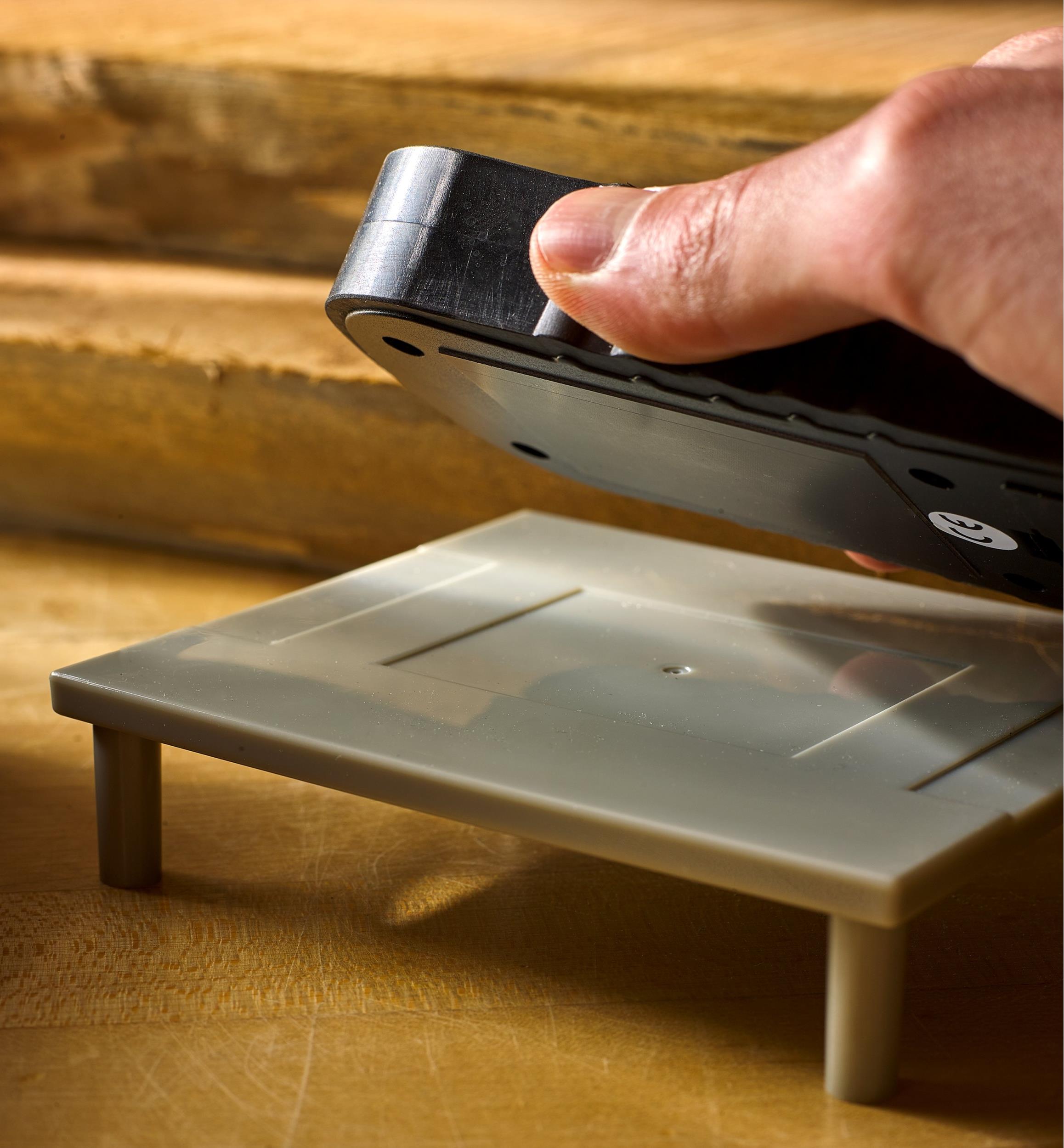 Wagner Orion 930 Dual Depth Moisture Meter