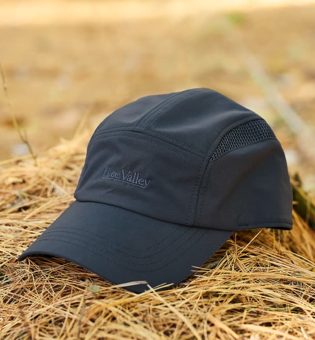 image of Tilley Airflo Cooling Cap, Lee Valley Edition