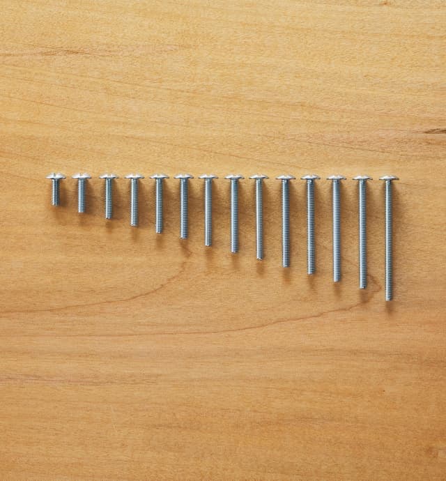 image of 8-32 Knob/Handle Bolts