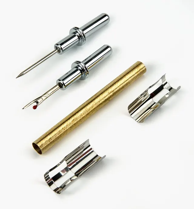 image of 2-in-1 Seam Ripper & Sewing Stiletto Hardware