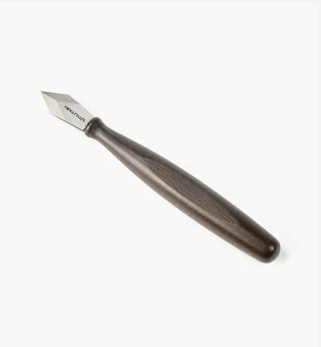 image of Striking Knife