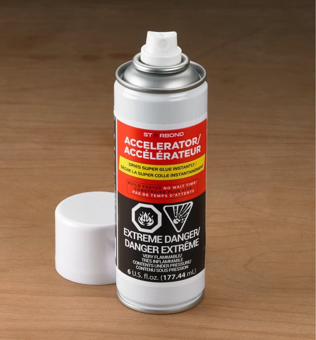 image of Accélérateur en aérosol pour colle cyanoacrylate Starbond