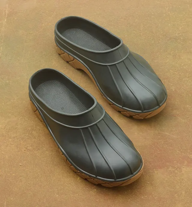 image of Baffin Clogs
