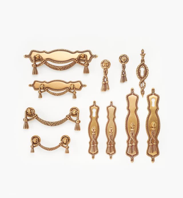 image of Louis XVI Suite IV Hardware