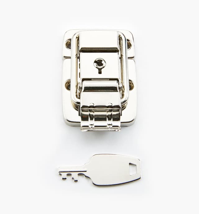 image of Crampon de fermeture à serrure