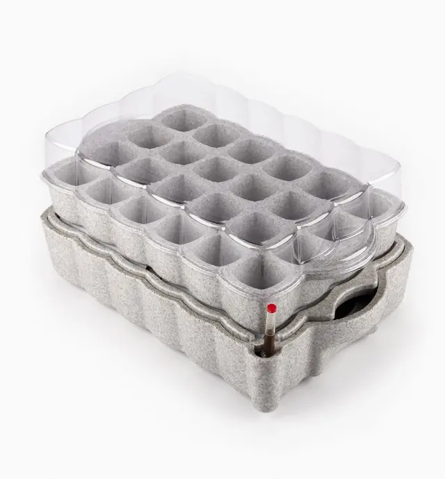image of Lee Valley Self-Watering Seed Starter