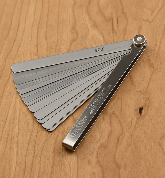 image of Lee Valley Feeler Gauge Set