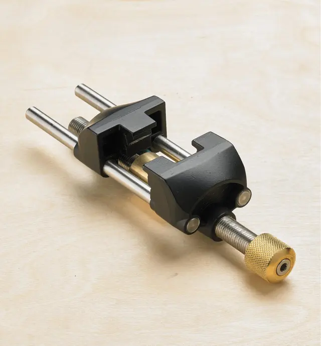 image of Veritas Side-Clamping Honing Guide