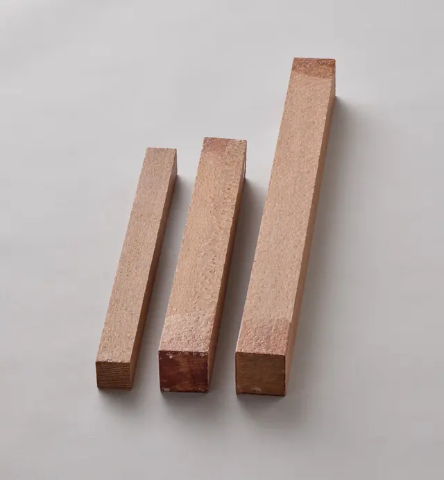 image of Carrelets en bois grage rouge