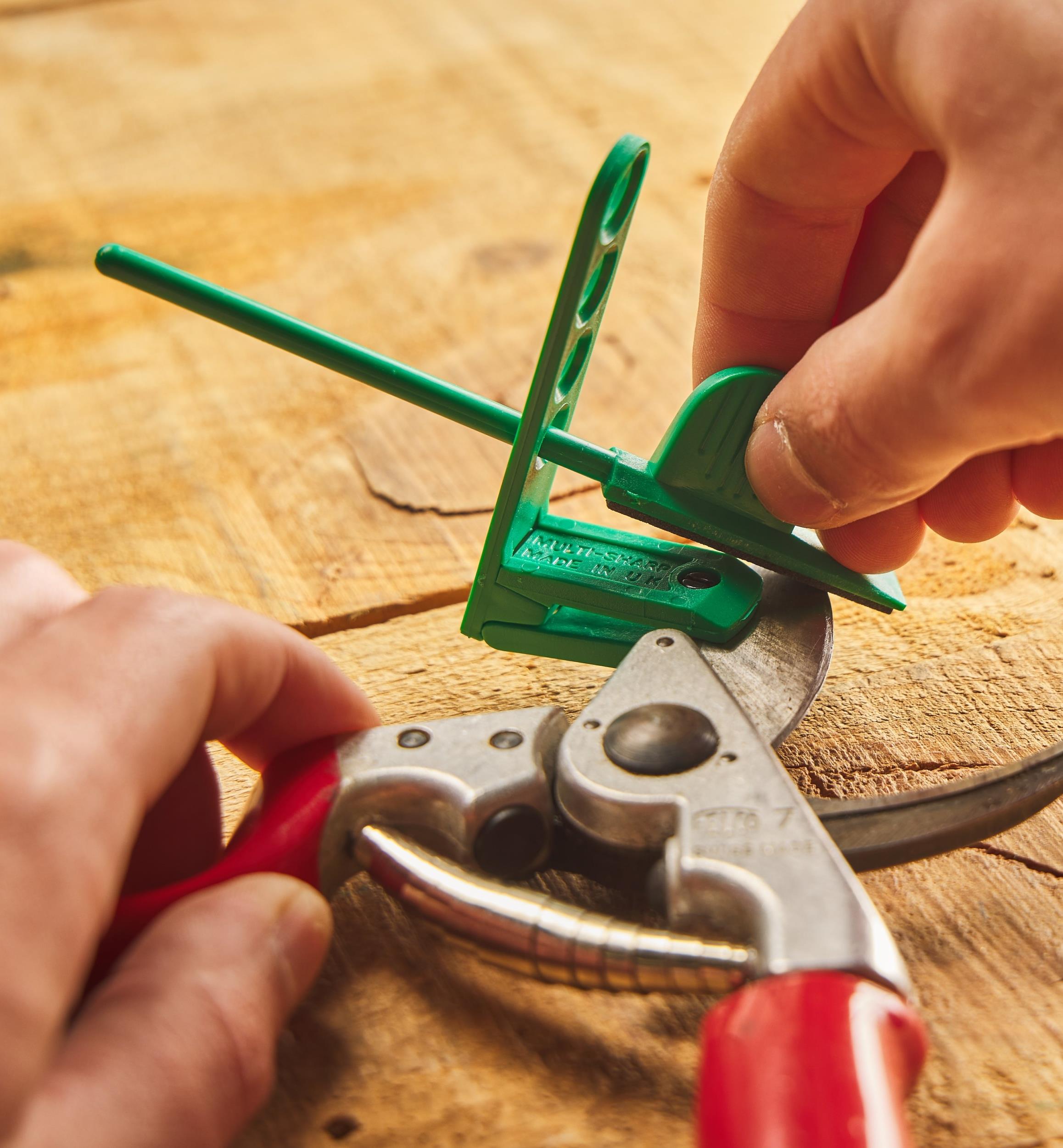 Pruner Sharpener