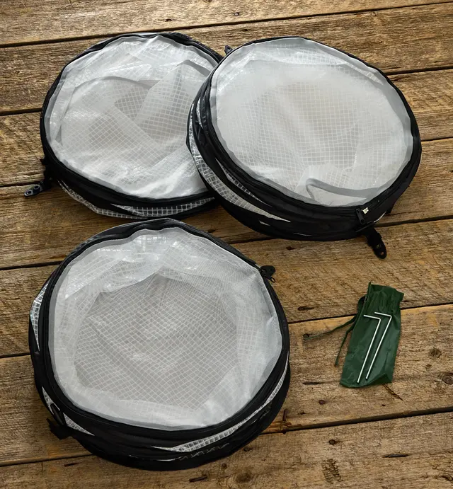 image of Cloches compressibles pour plante, jeux de trois