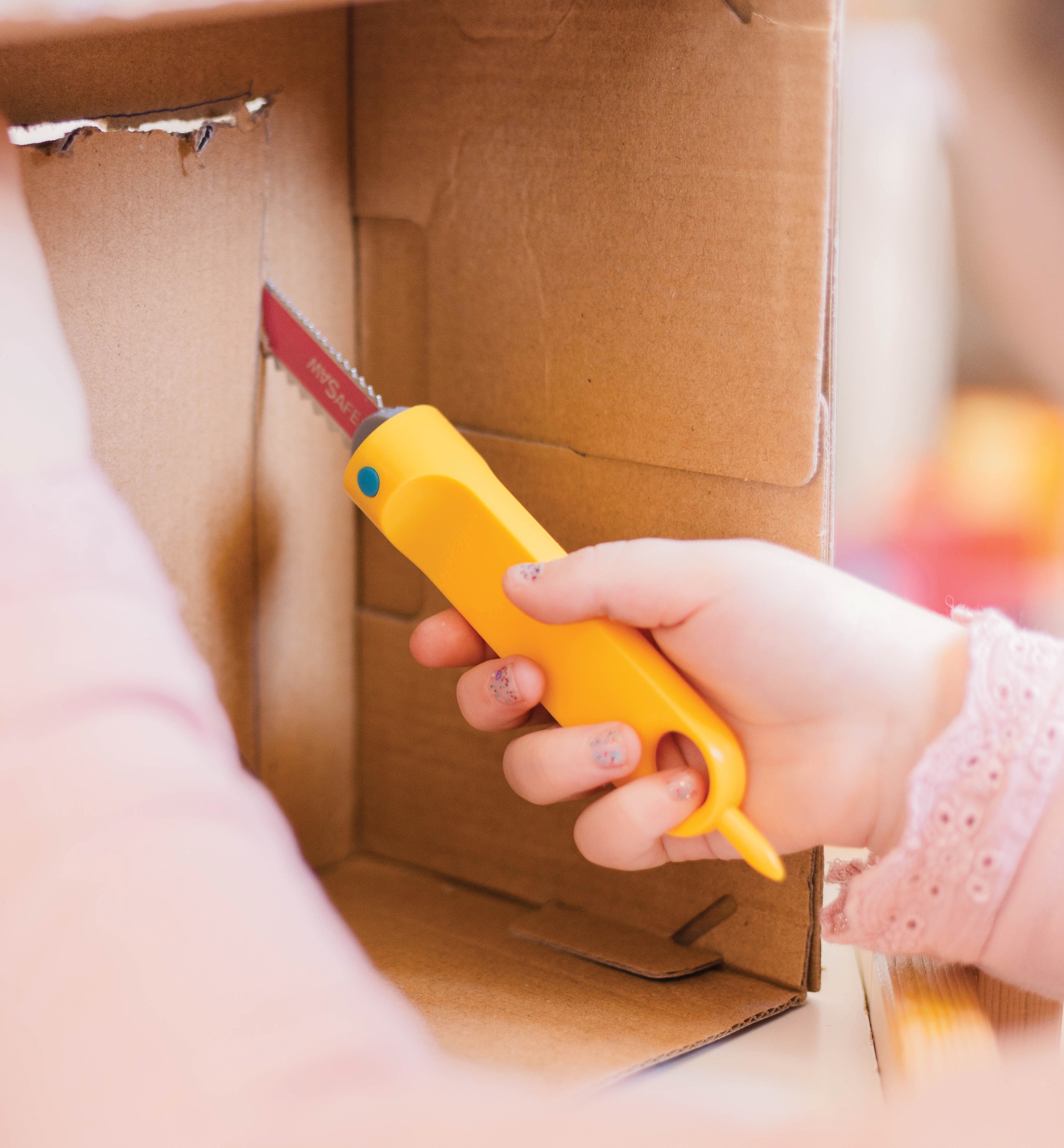 Jeu de construction pour carton ondulé Makedo