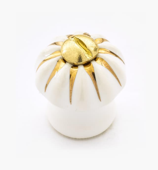 image of Boutons-melon à rayures dorées