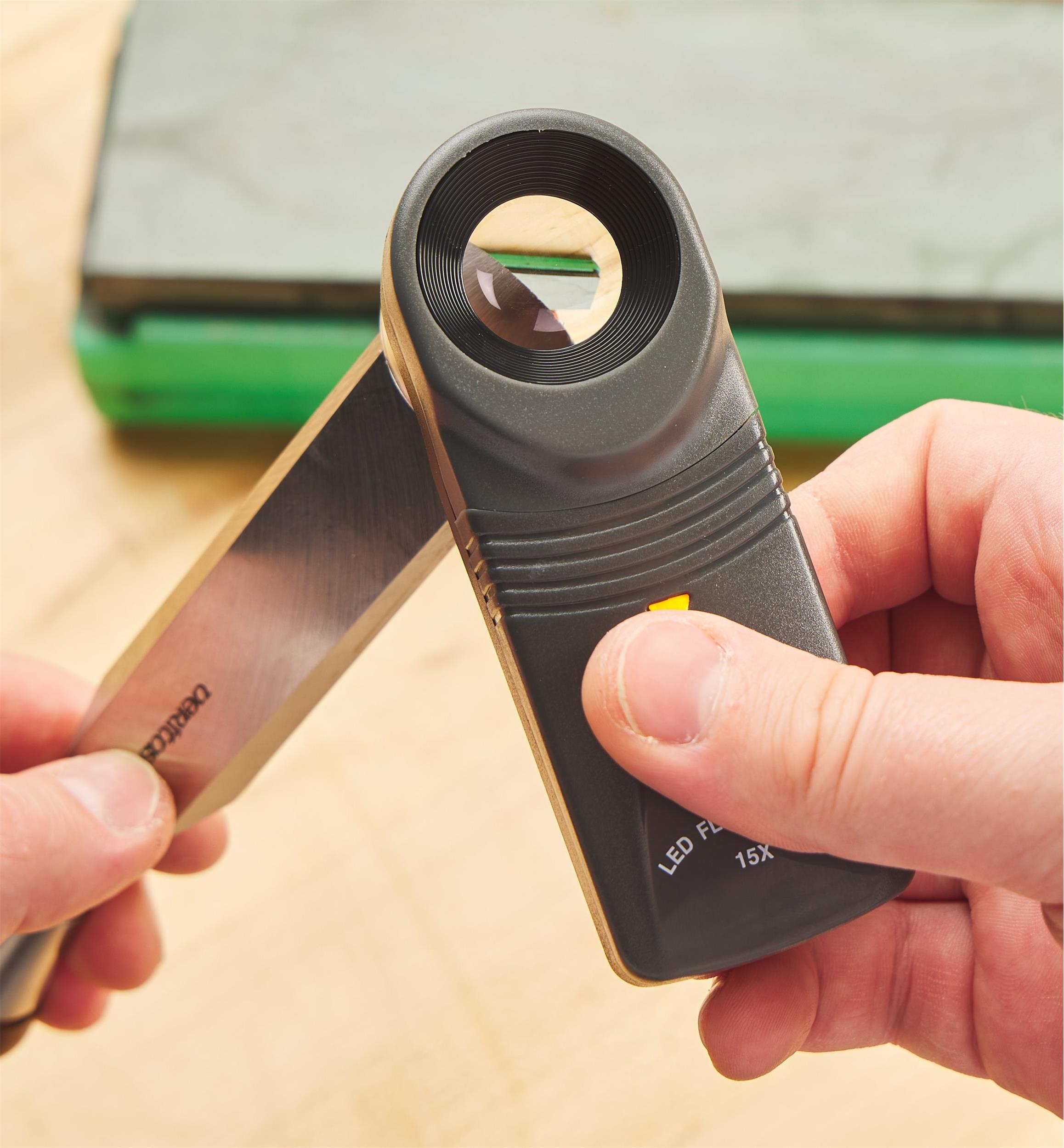 15-Power Lighted Loupe