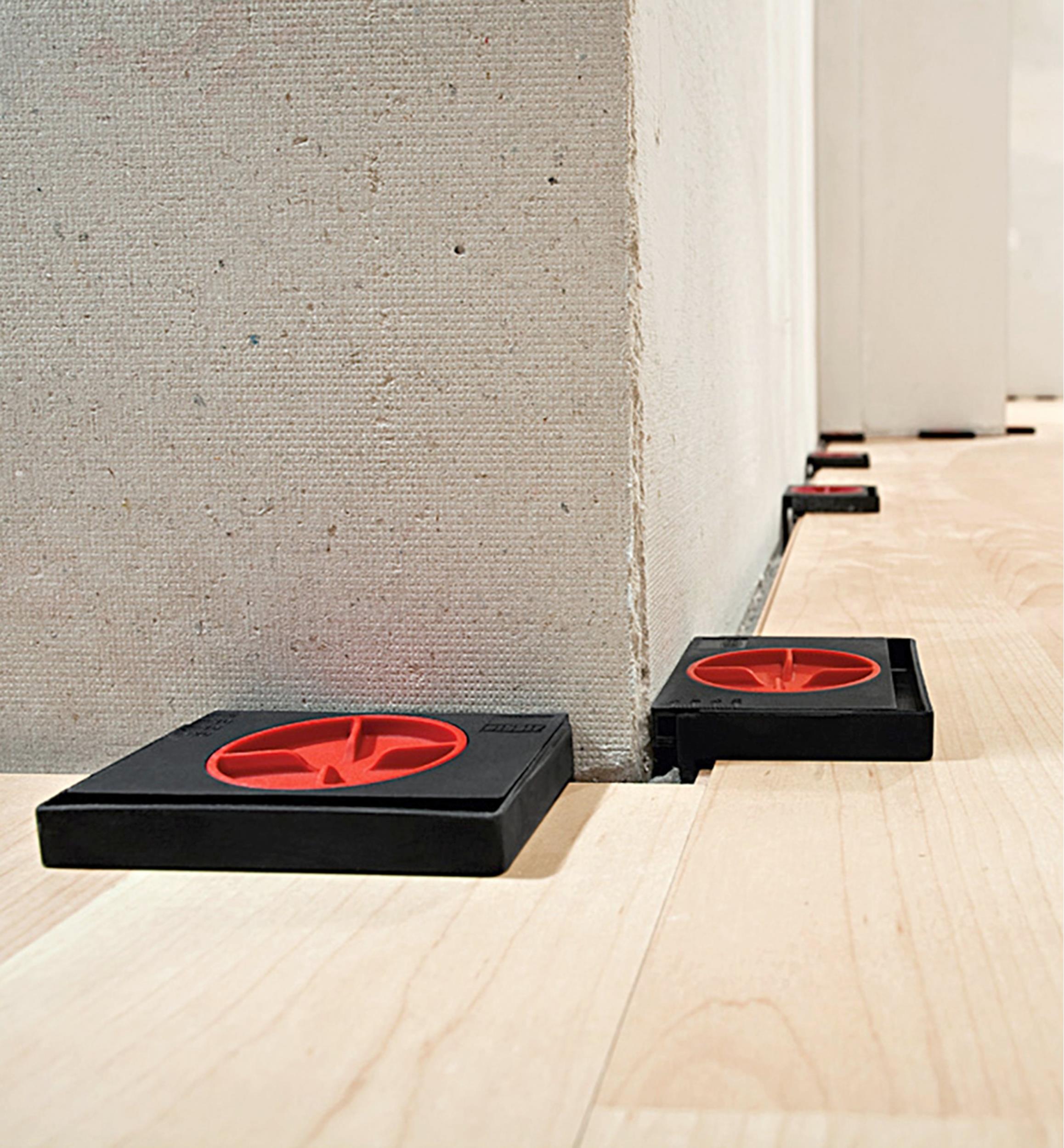Cales d'espacement réglables pour plancher AV2 Bessey