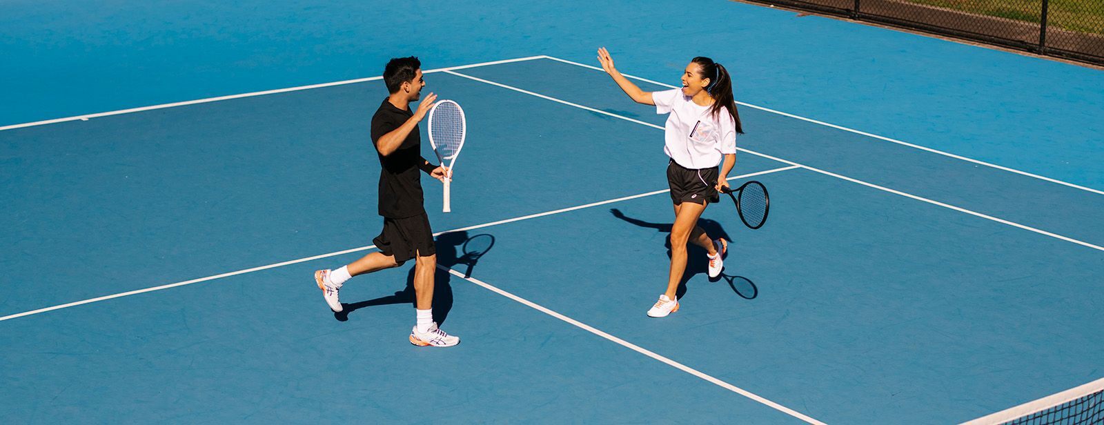 Tennis Fashion Basics: Cosa Indossare per Giocare a Tennis
