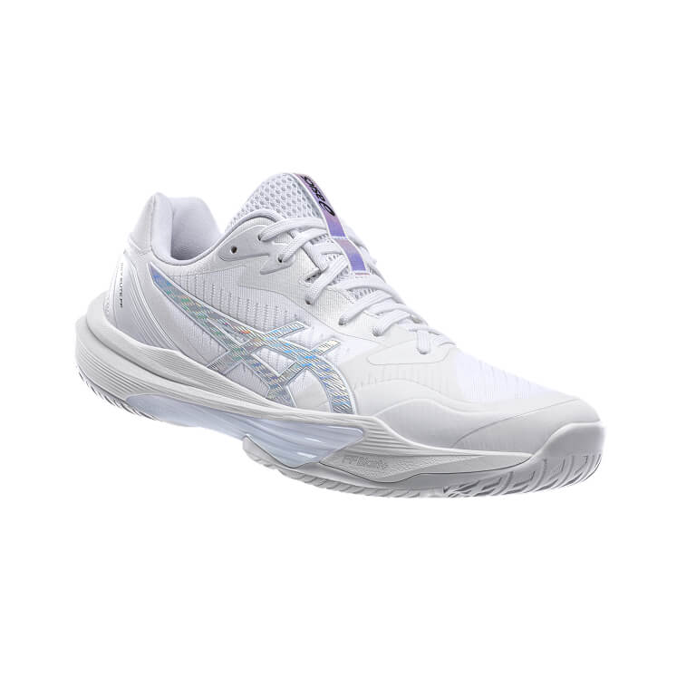 close up on volleyball shoe METARISE 2