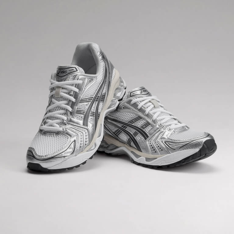 GEL-KAYANO
