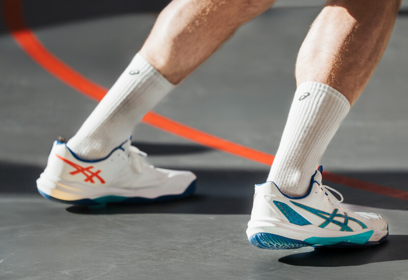 Close up of the handball shoes SKY-ELITE FF