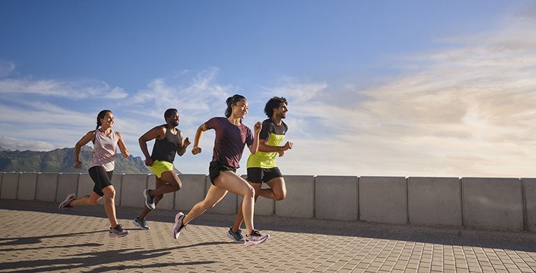 Come scegliere le scarpe da running giuste: scopriamo le varie tipologie