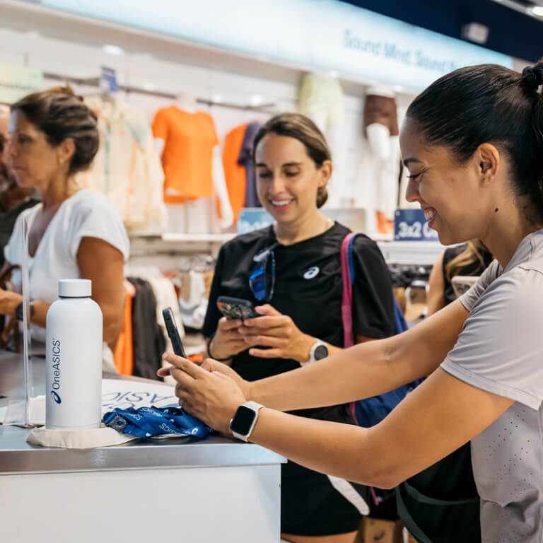 Special gifts in selected stores